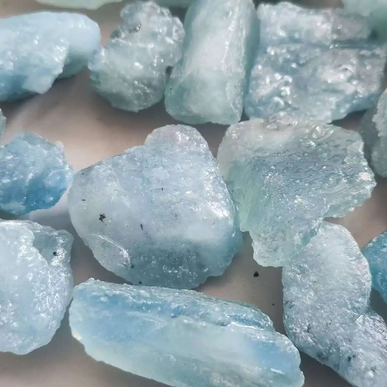 Natural Aquamarine Stone Quartz